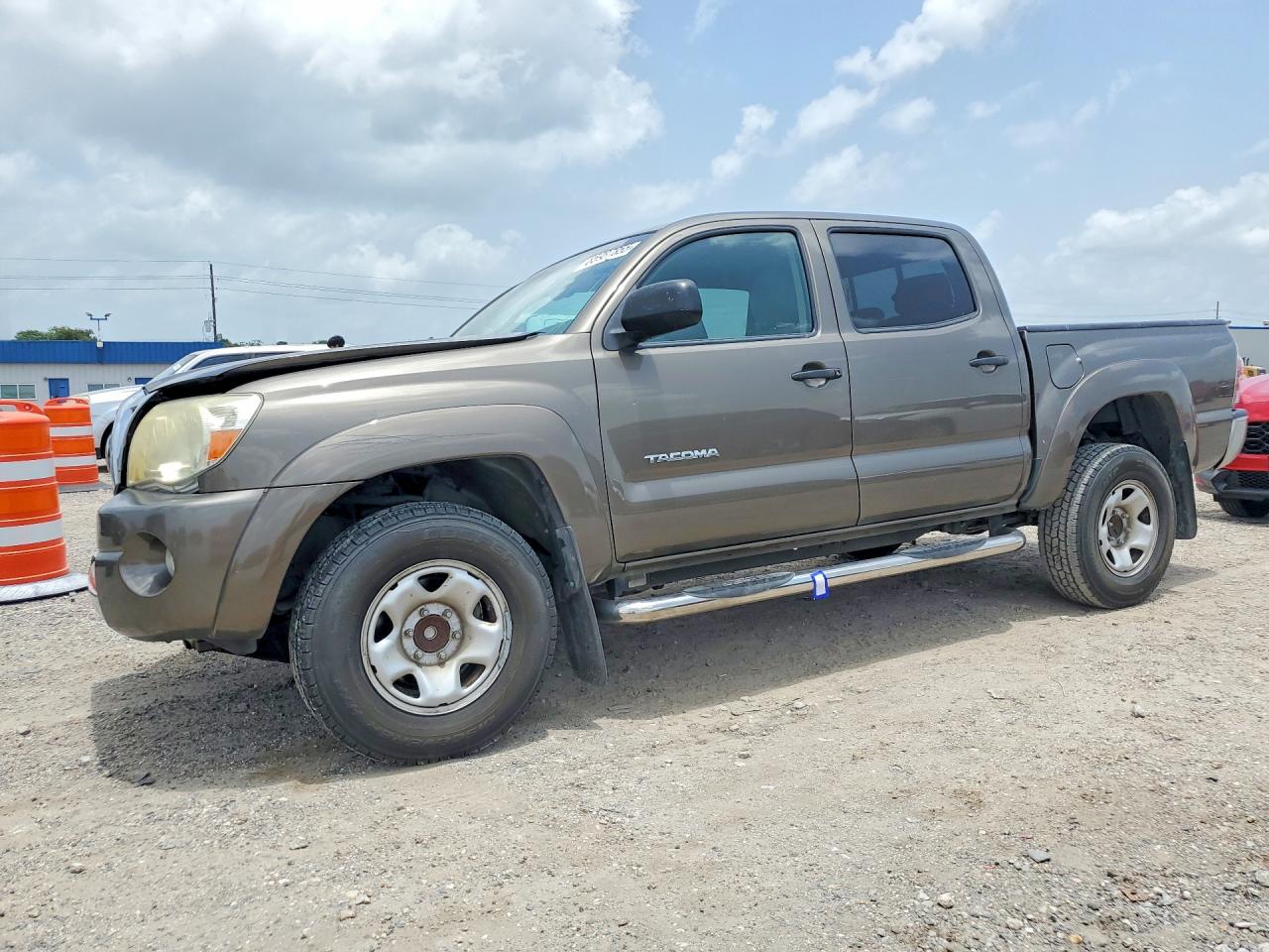 2011 TOYOTA TACOMA