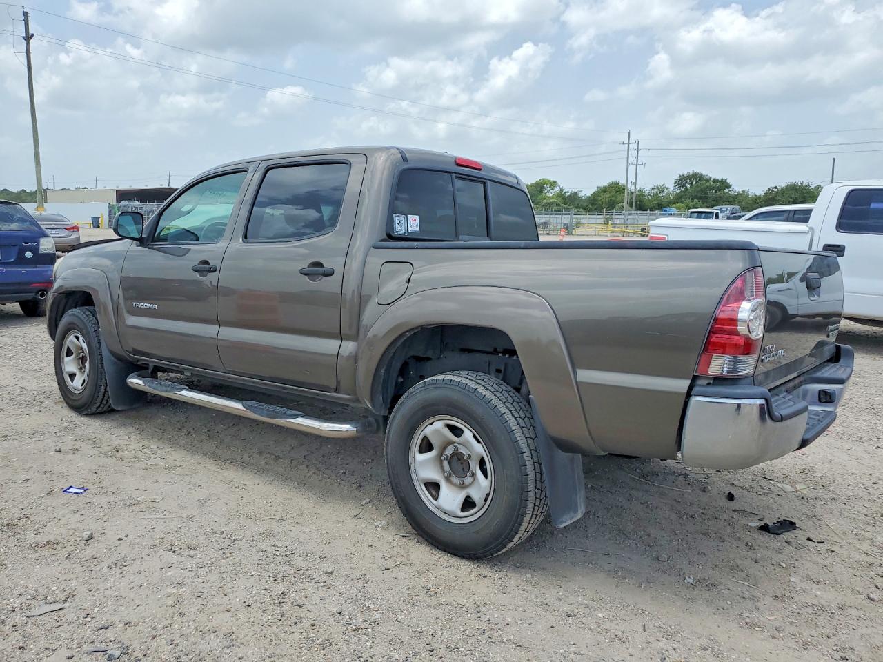 2011 TOYOTA TACOMA
