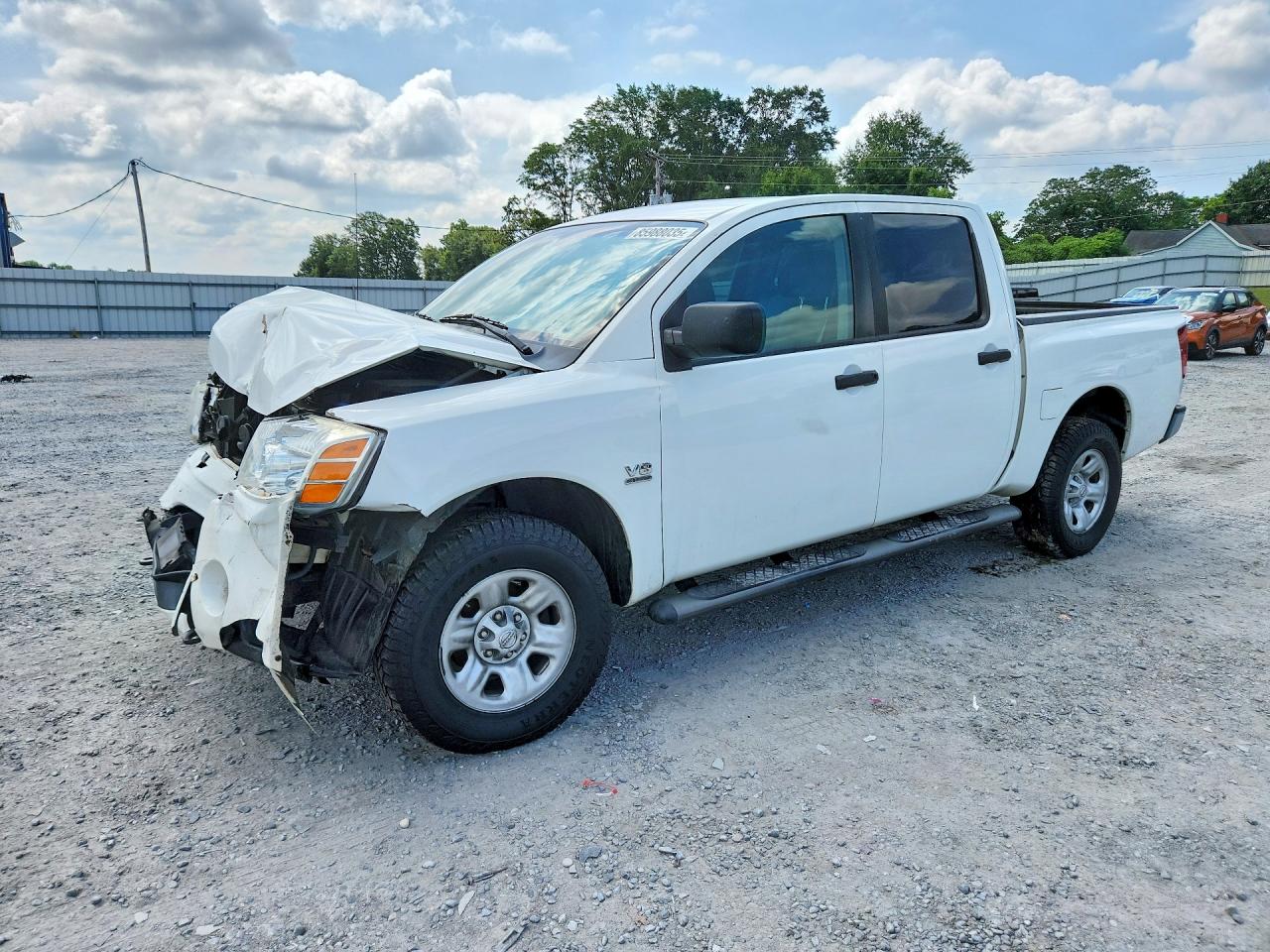 2004 NISSAN TITAN