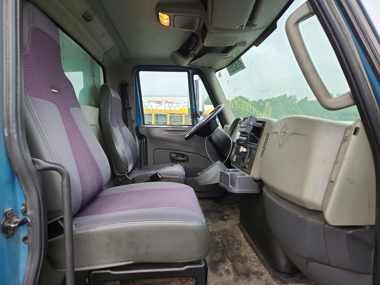 2012 INTERNATIONAL 4000 SERIE