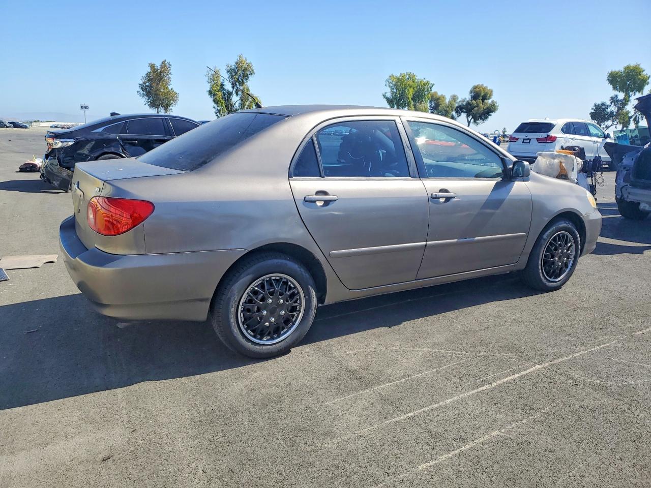 2004 TOYOTA COROLLA