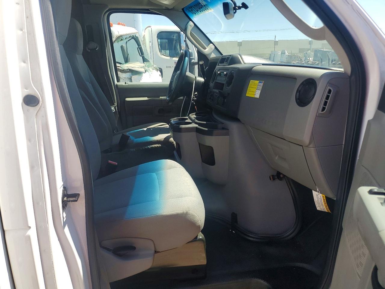 2022 FORD ECONOLINE