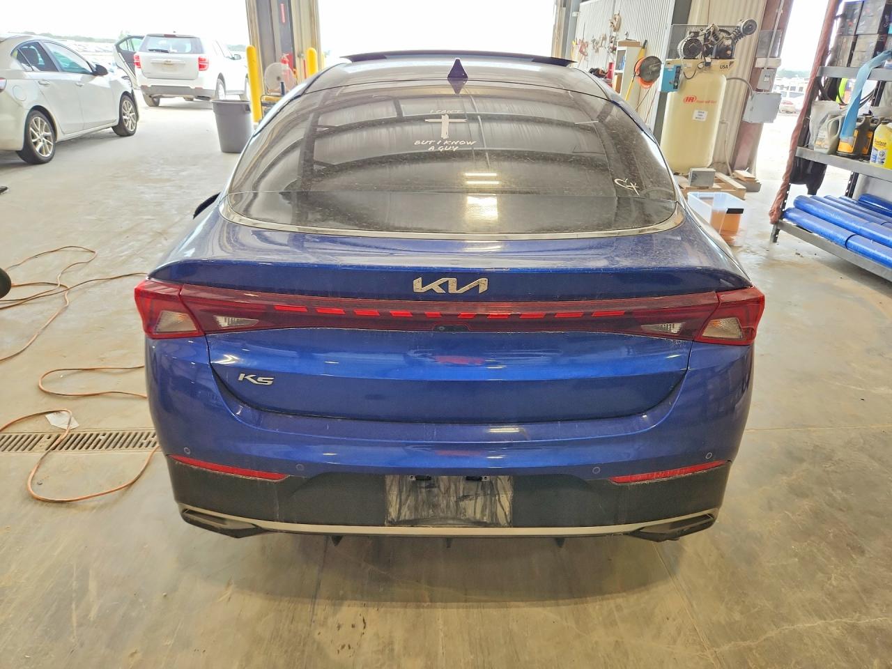 2022 KIA K5