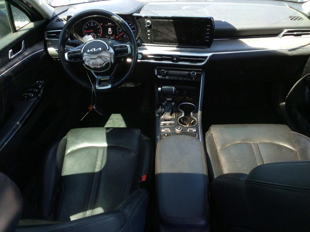 2022 KIA K5