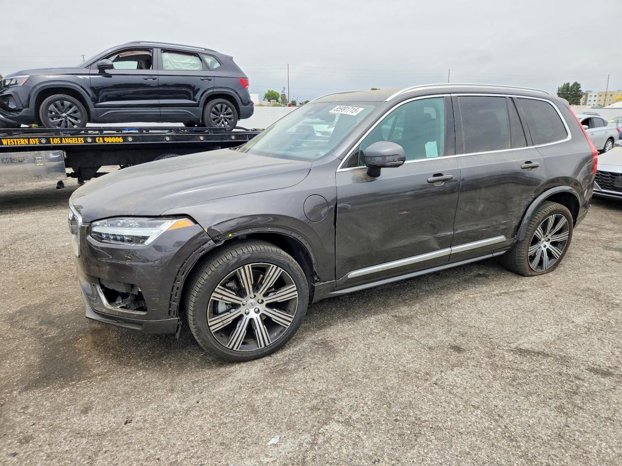 2024 VOLVO XC90