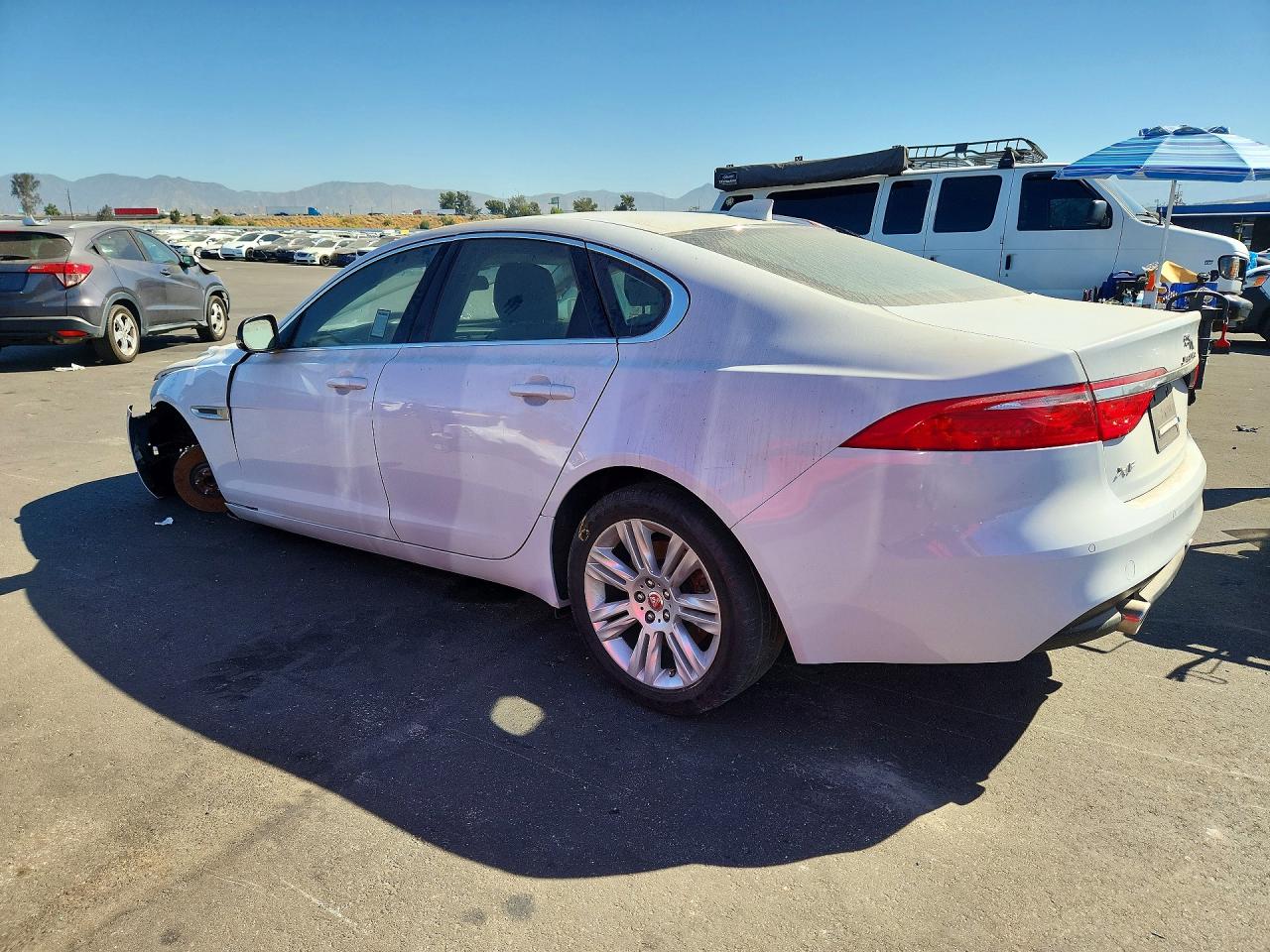 2016 JAGUAR XF