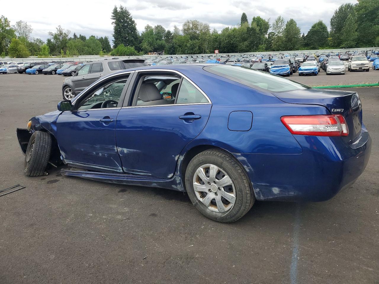 2010 TOYOTA CAMRY