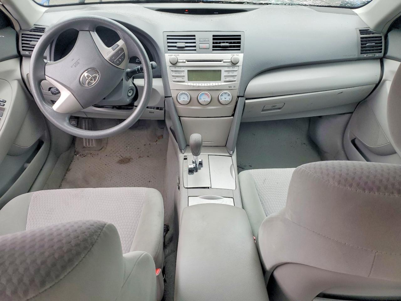 2010 TOYOTA CAMRY