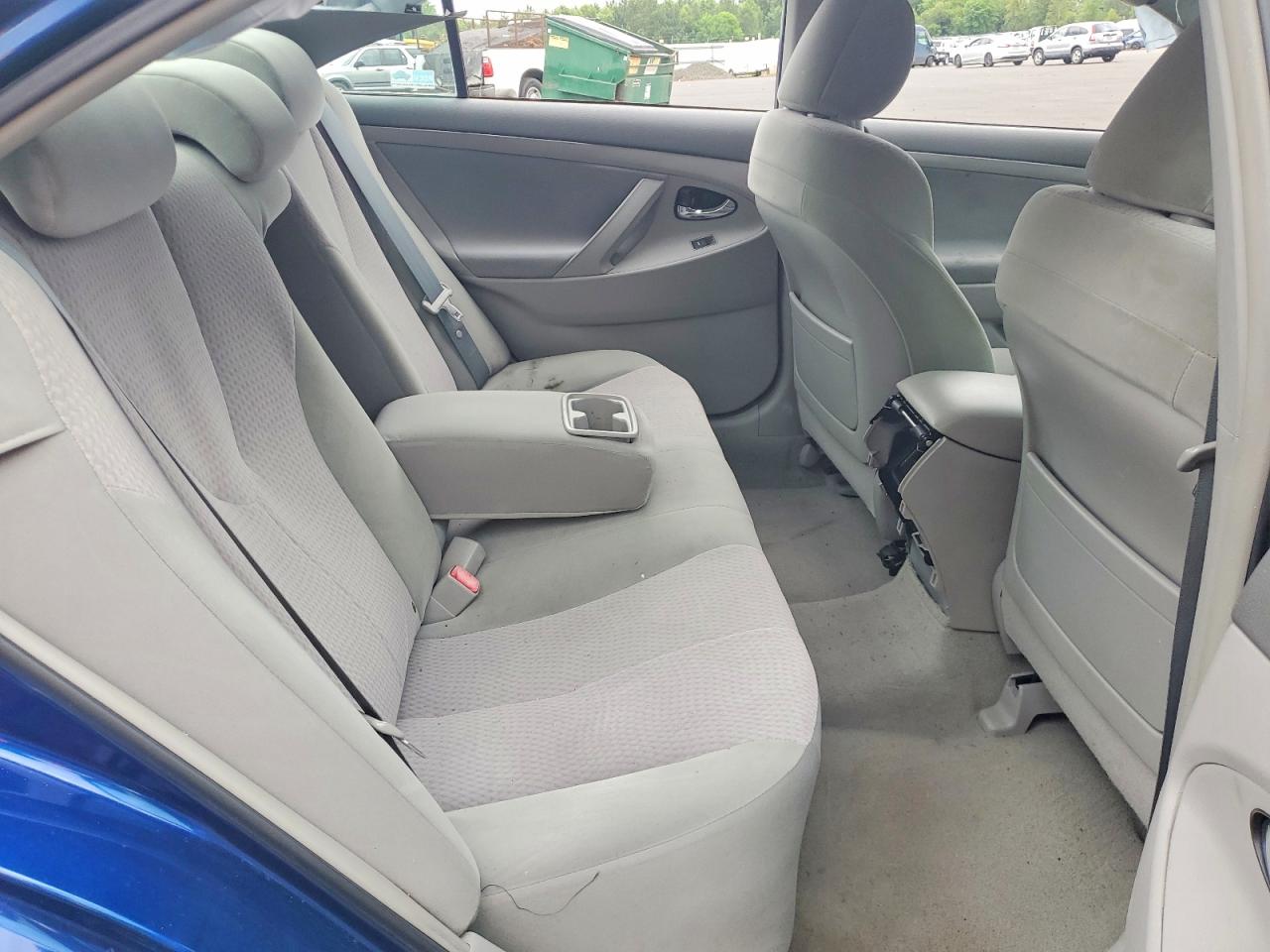 2010 TOYOTA CAMRY