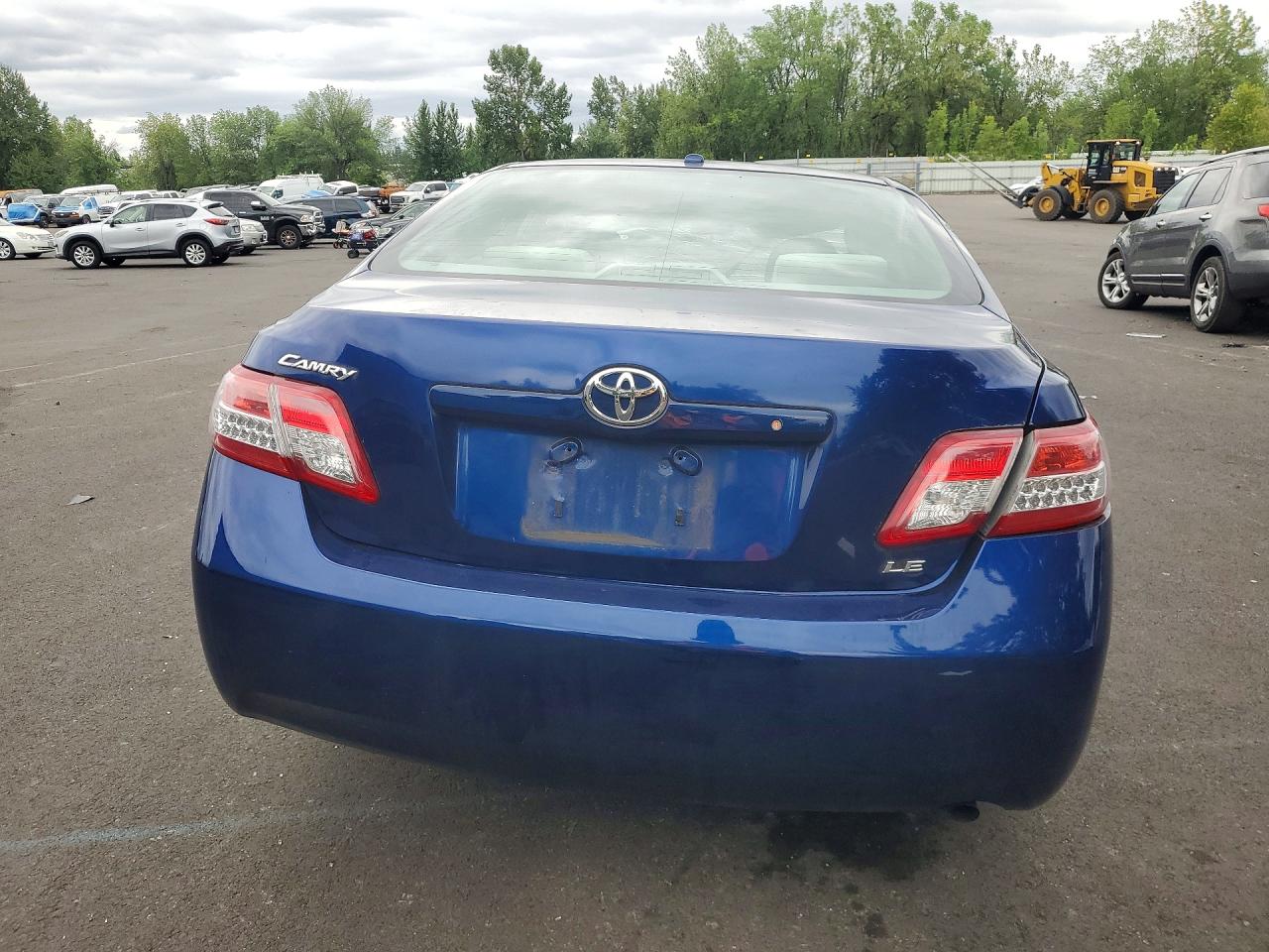 2010 TOYOTA CAMRY