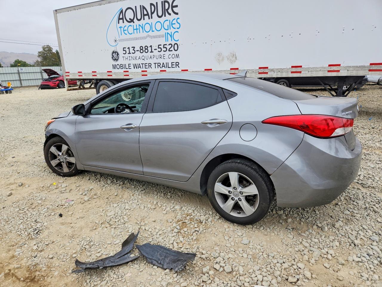 2012 HYUNDAI ELANTRA