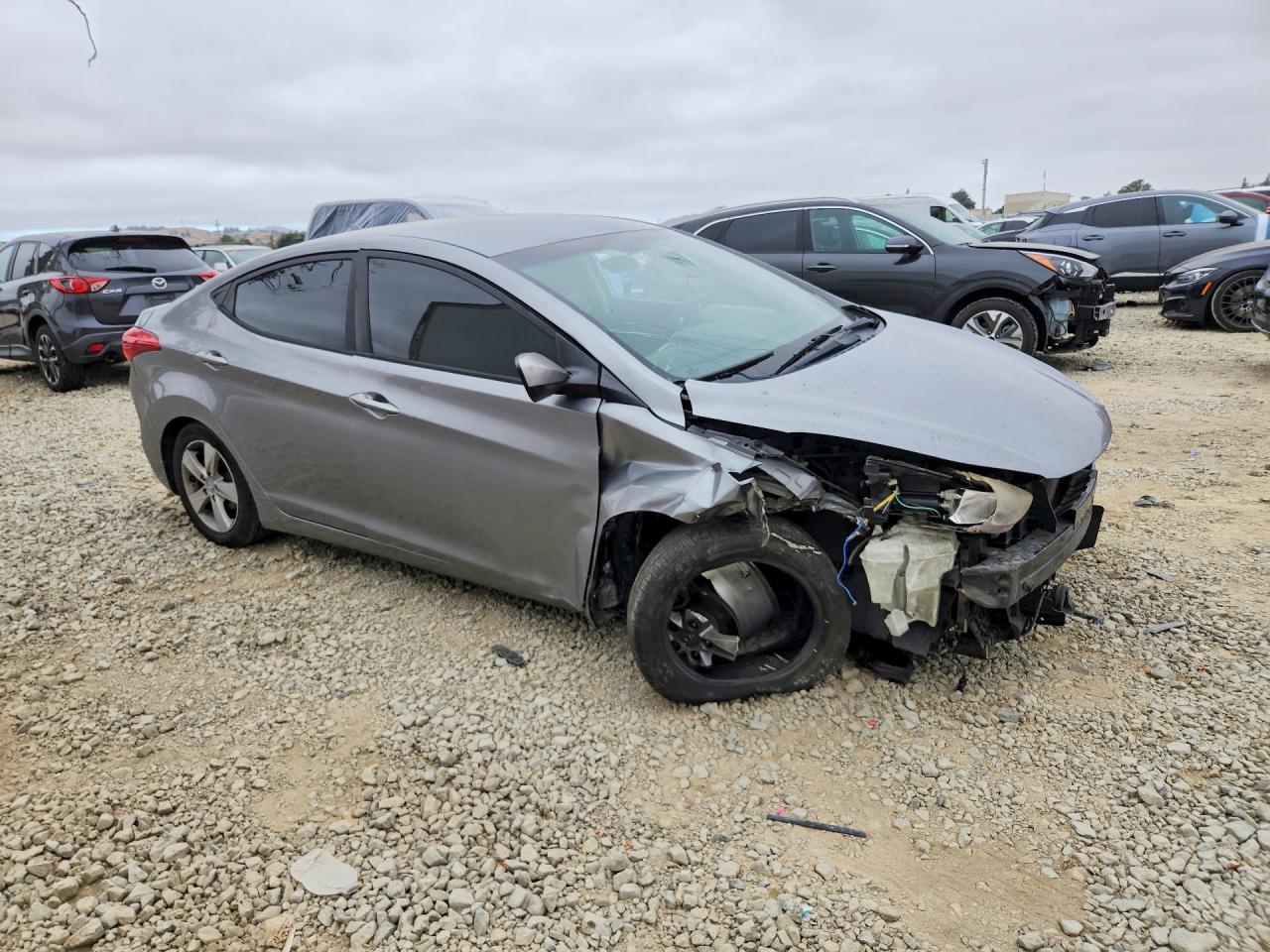 2012 HYUNDAI ELANTRA
