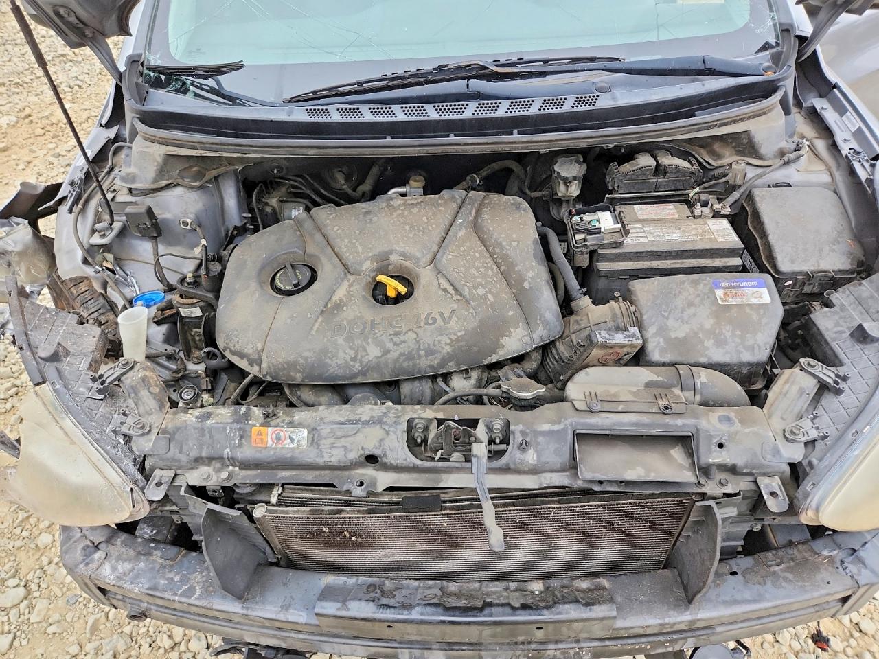 2012 HYUNDAI ELANTRA