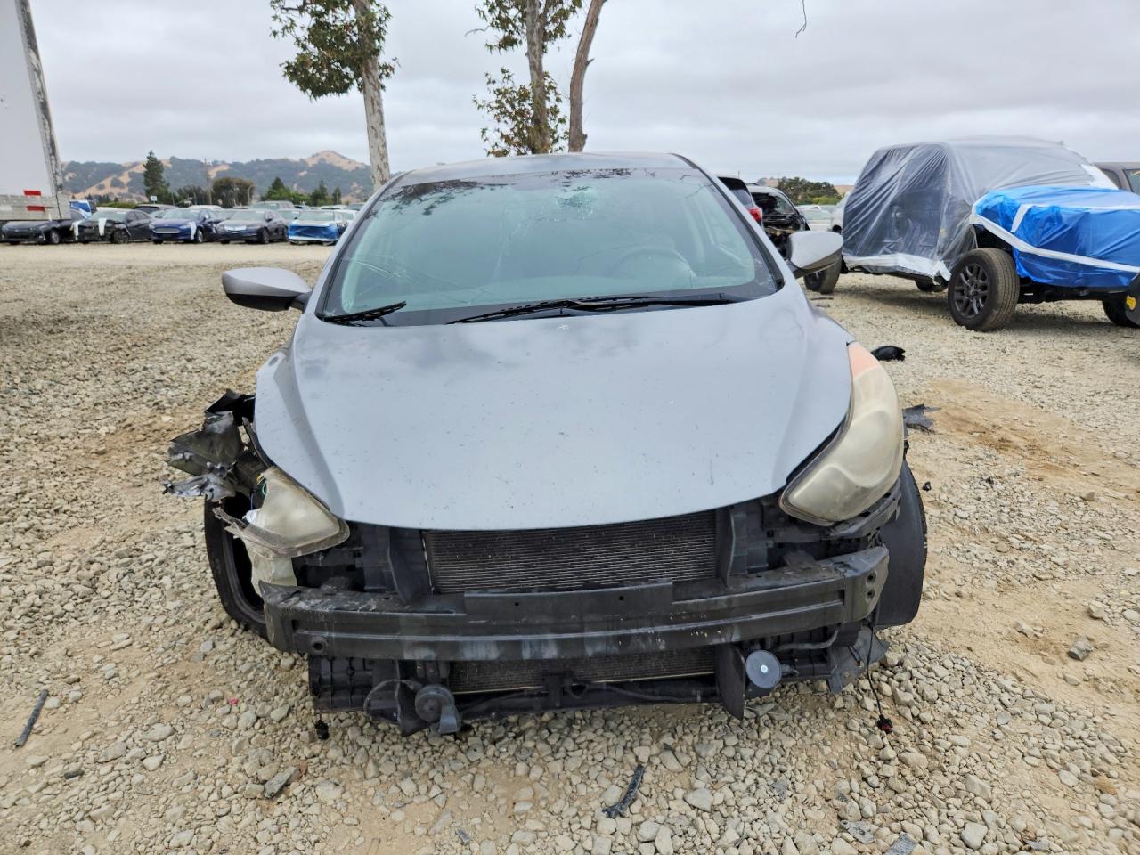 2012 HYUNDAI ELANTRA