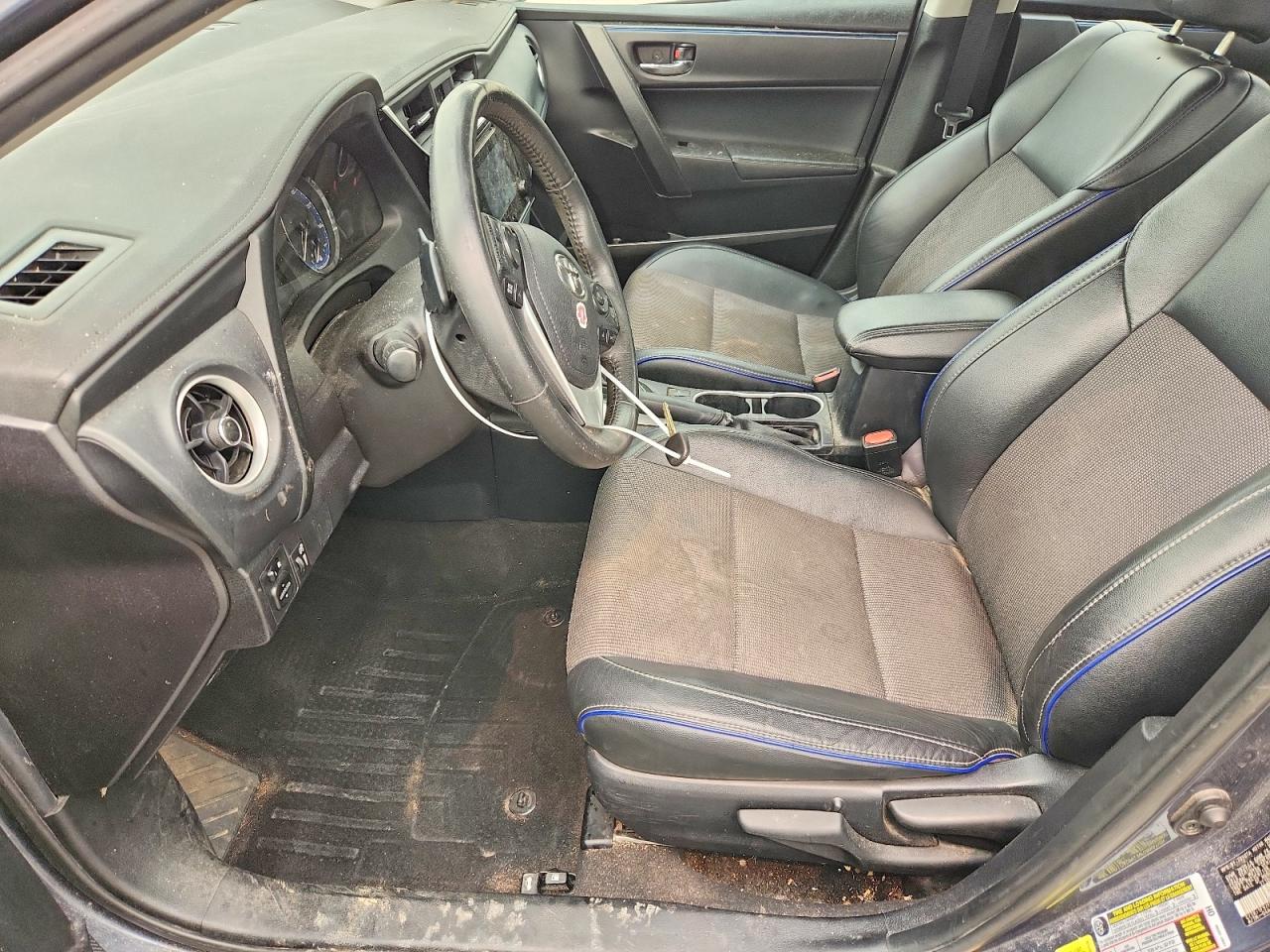 2017 TOYOTA COROLLA