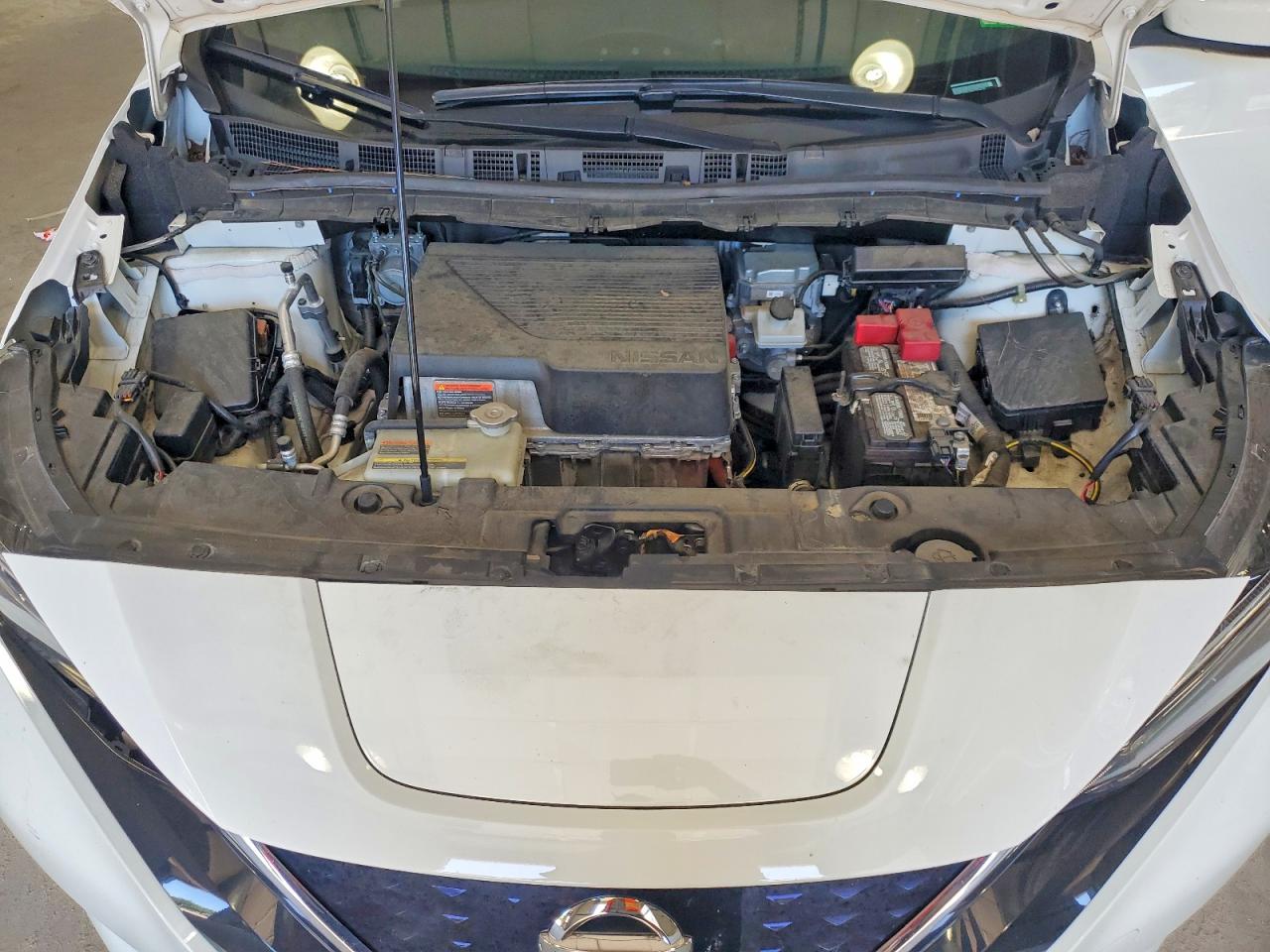 2022 NISSAN LEAF