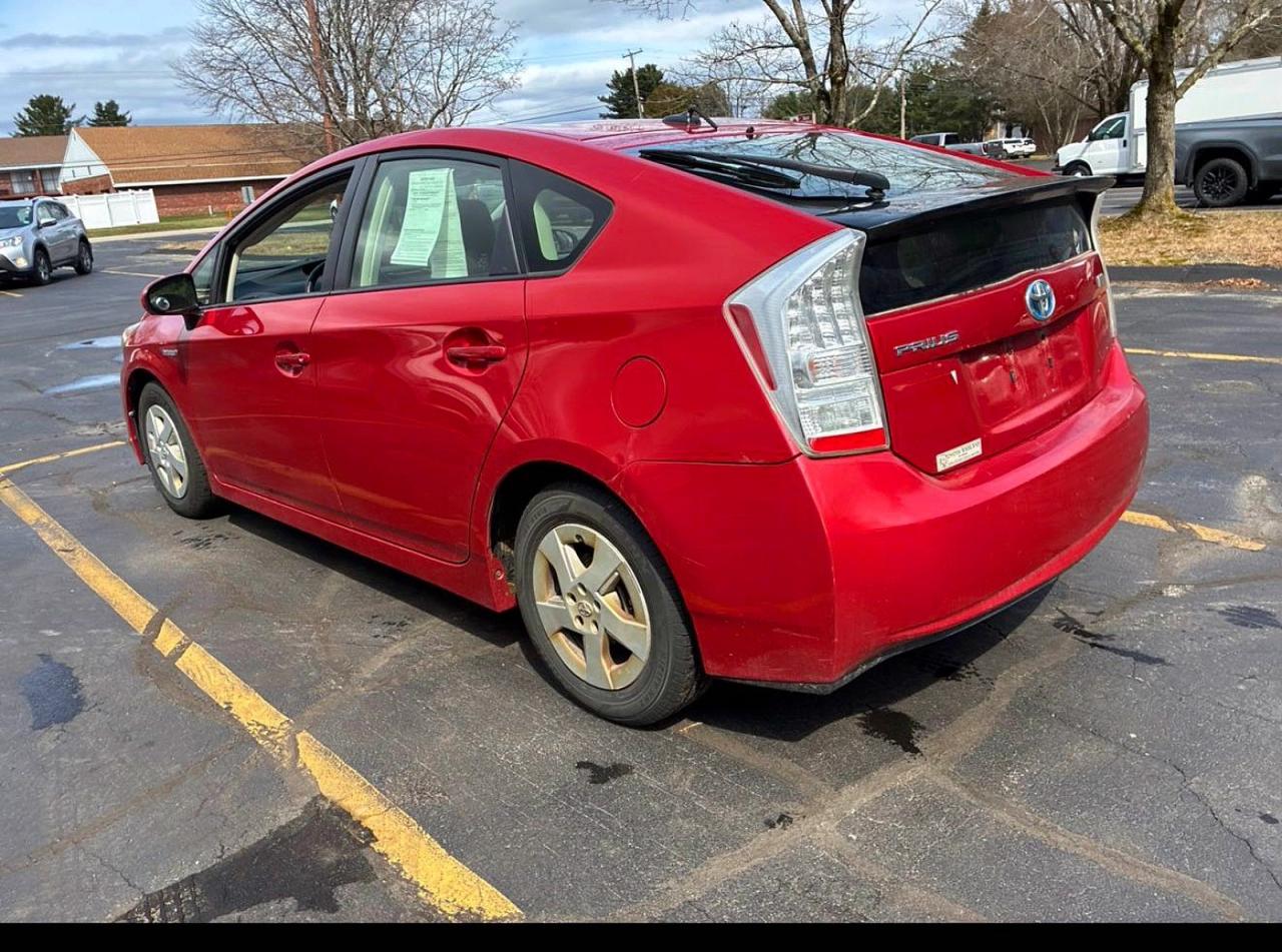 2011 TOYOTA PRIUS
