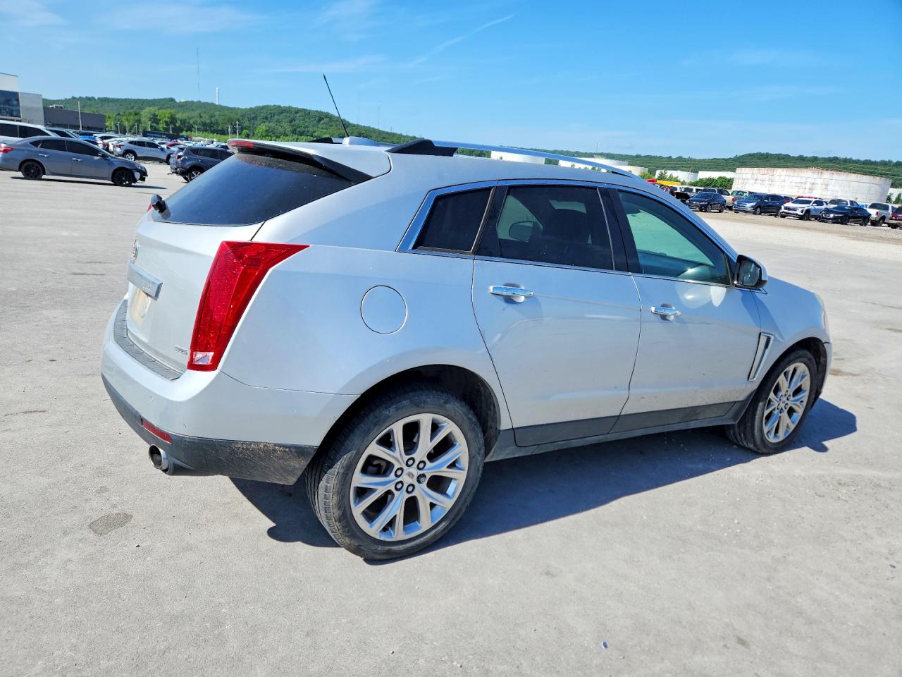 2016 CADILLAC SRX