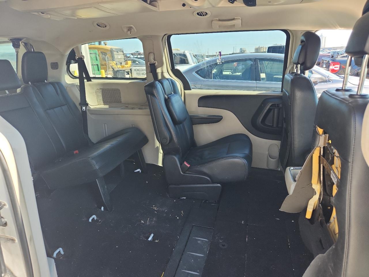 2014 CHRYSLER MINIVAN