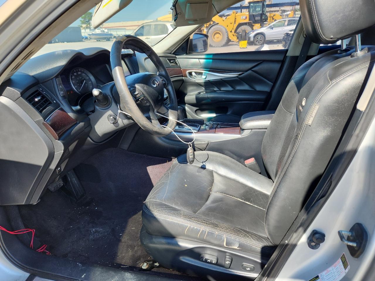 2011 INFINITI M37