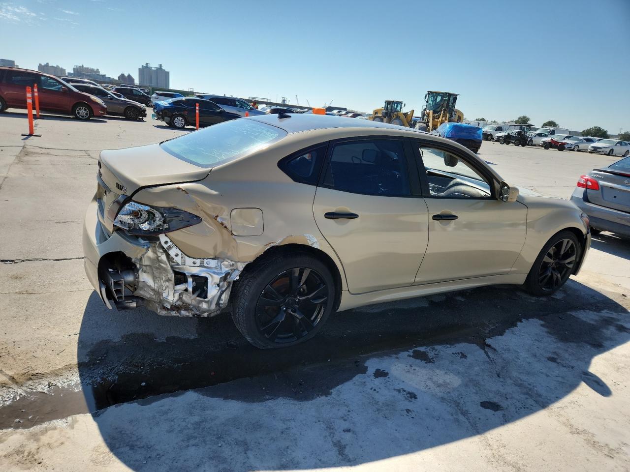 2011 INFINITI M37