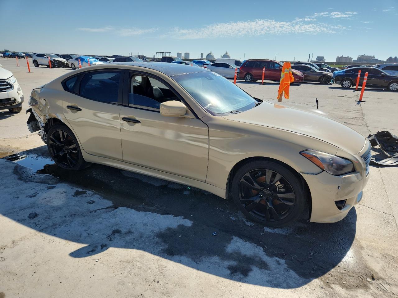 2011 INFINITI M37