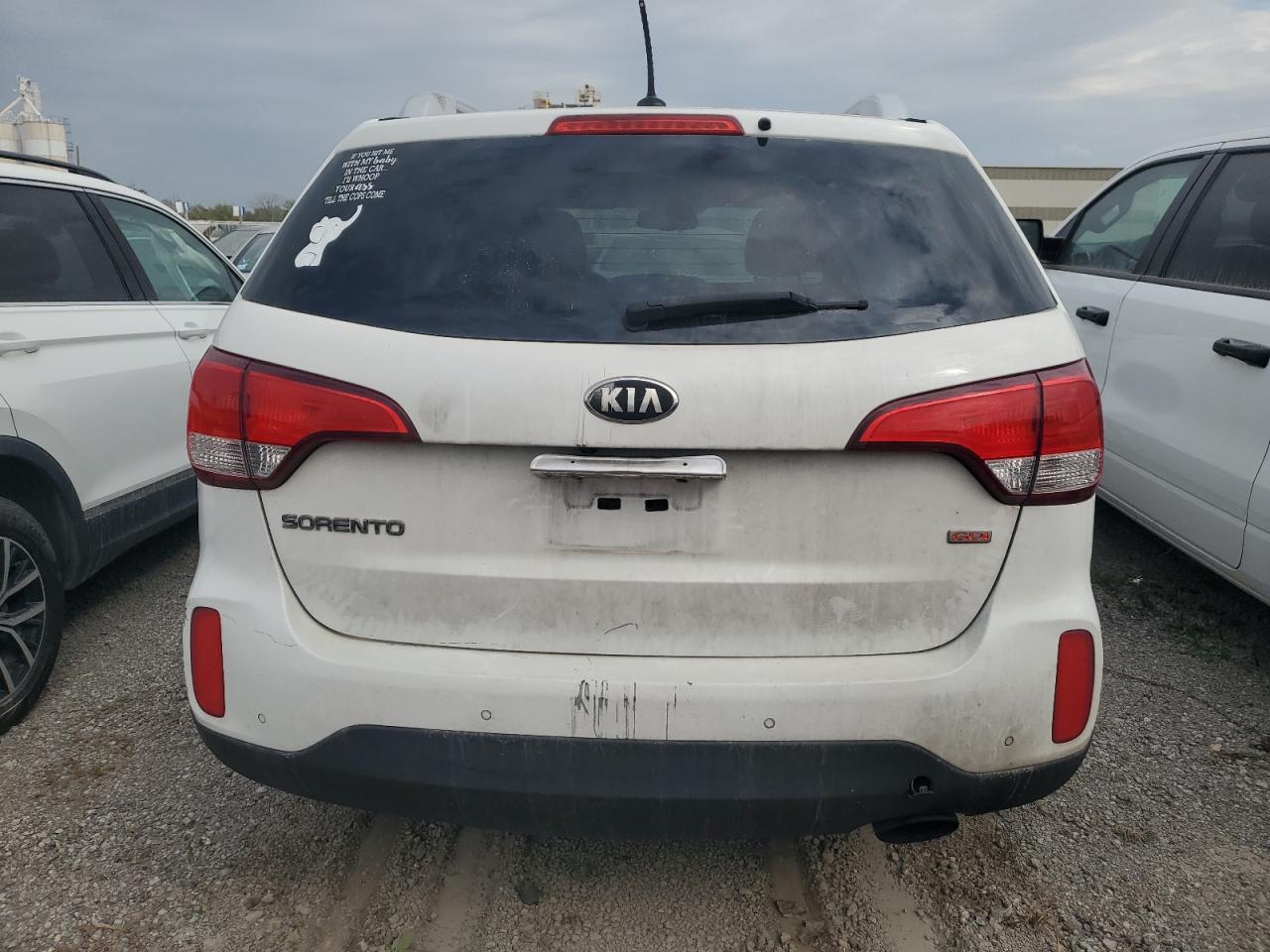 2015 KIA SORENTO