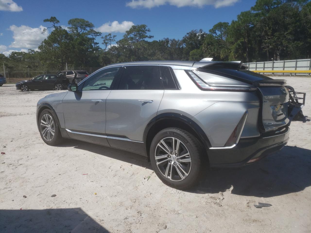 2025 CADILLAC LYRIQ LUXU