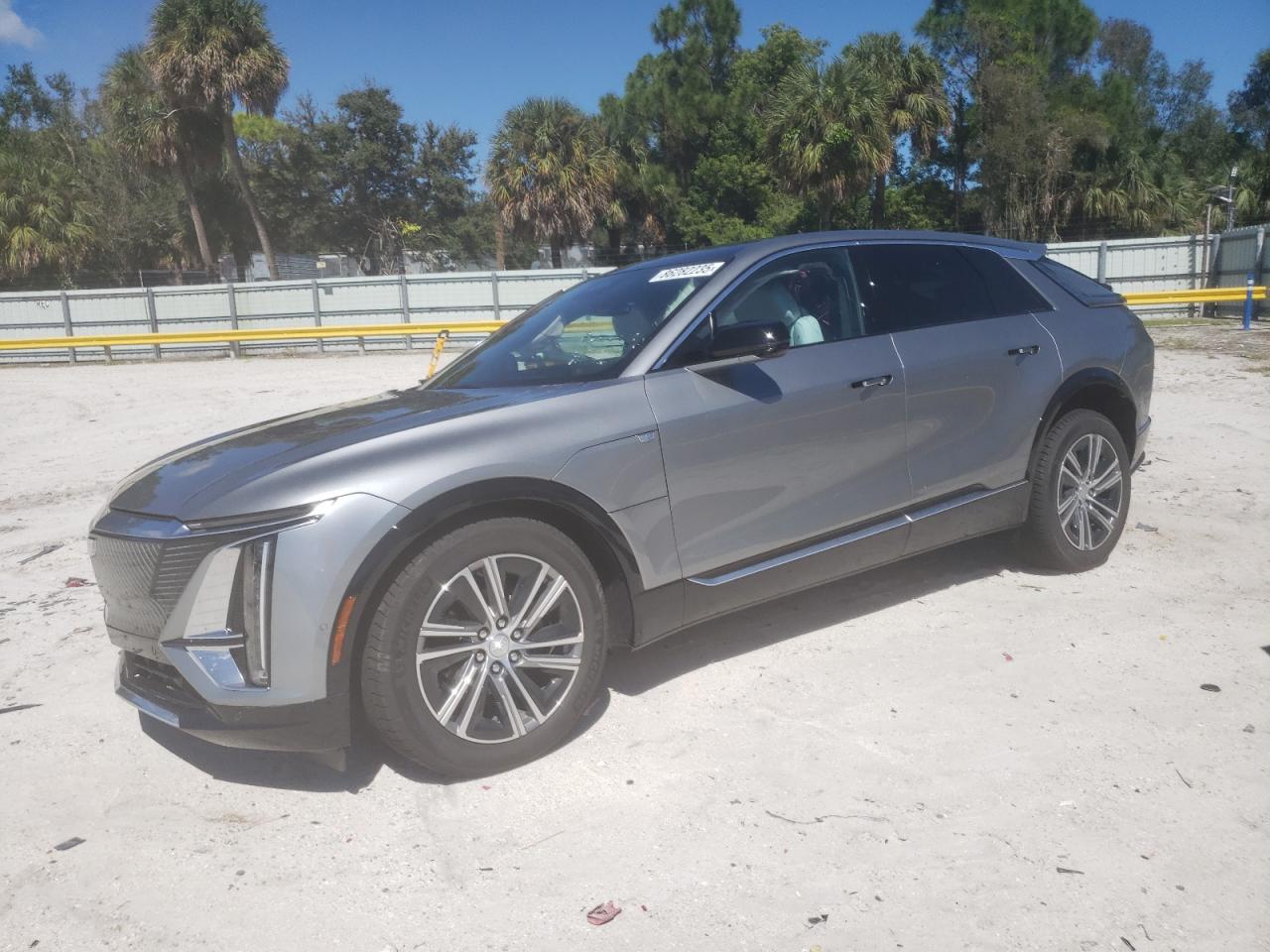 2025 CADILLAC LYRIQ LUXU