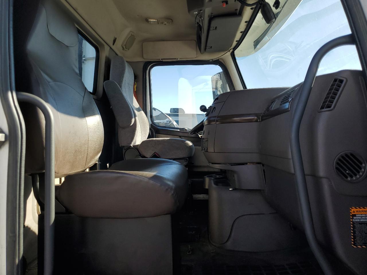 2018 VOLVO VN