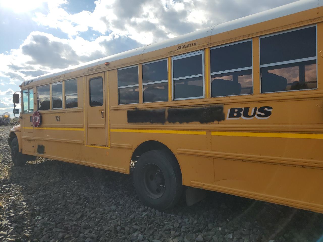 2011 IC CORPORATION CE SERIES