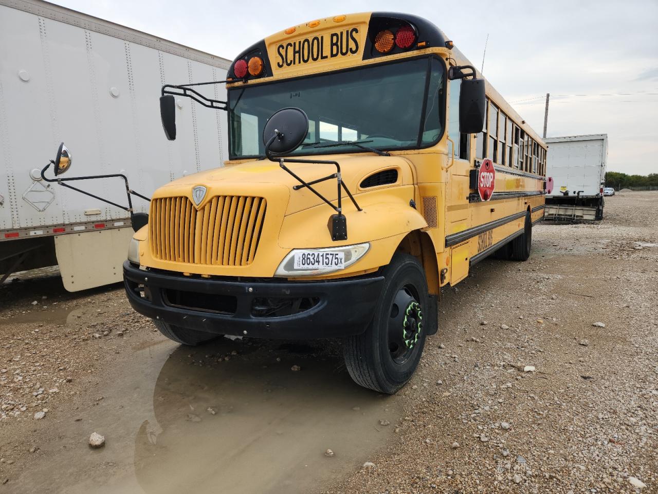 2011 IC CORPORATION CE SERIES