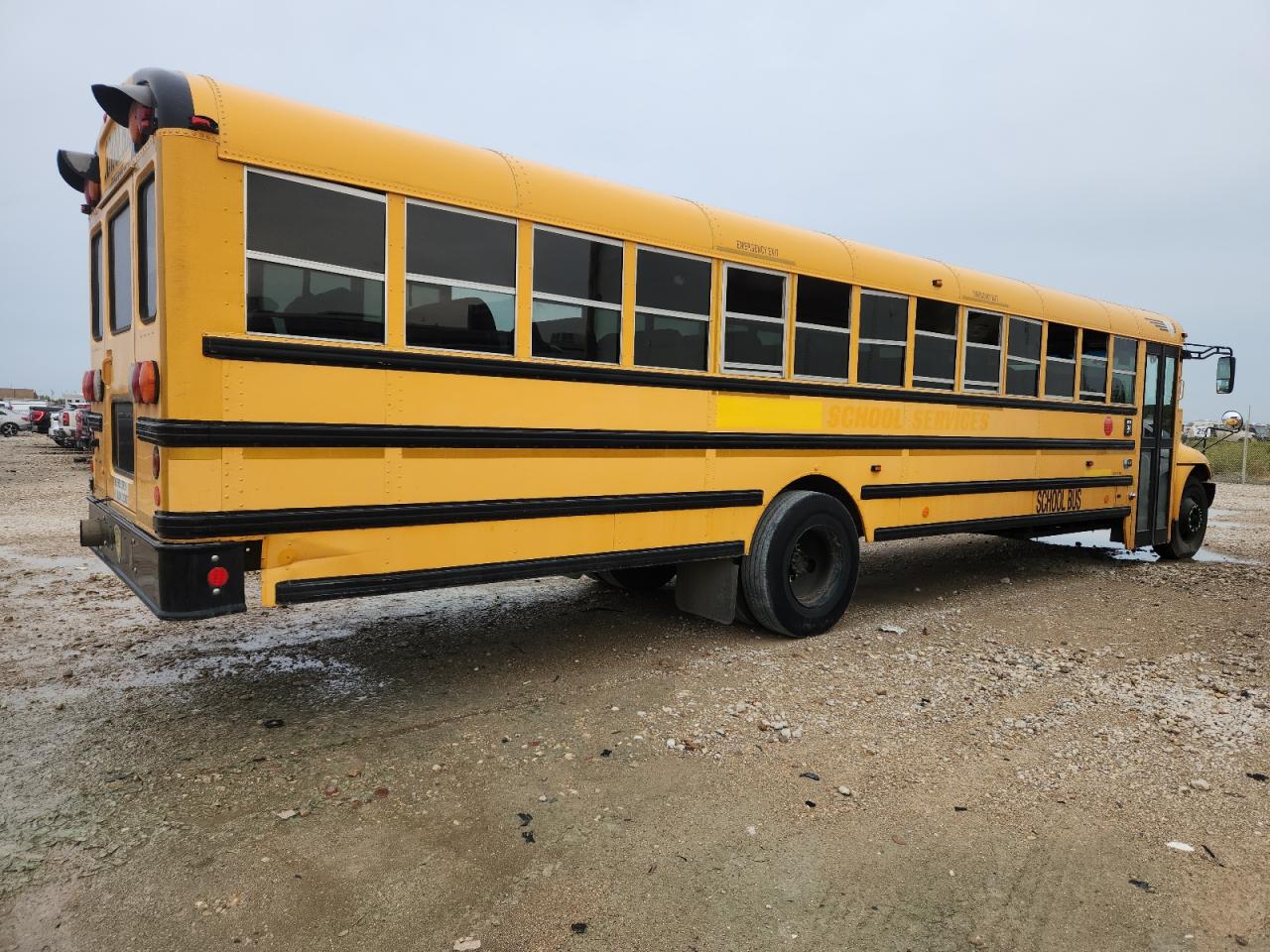 2011 IC CORPORATION CE SERIES
