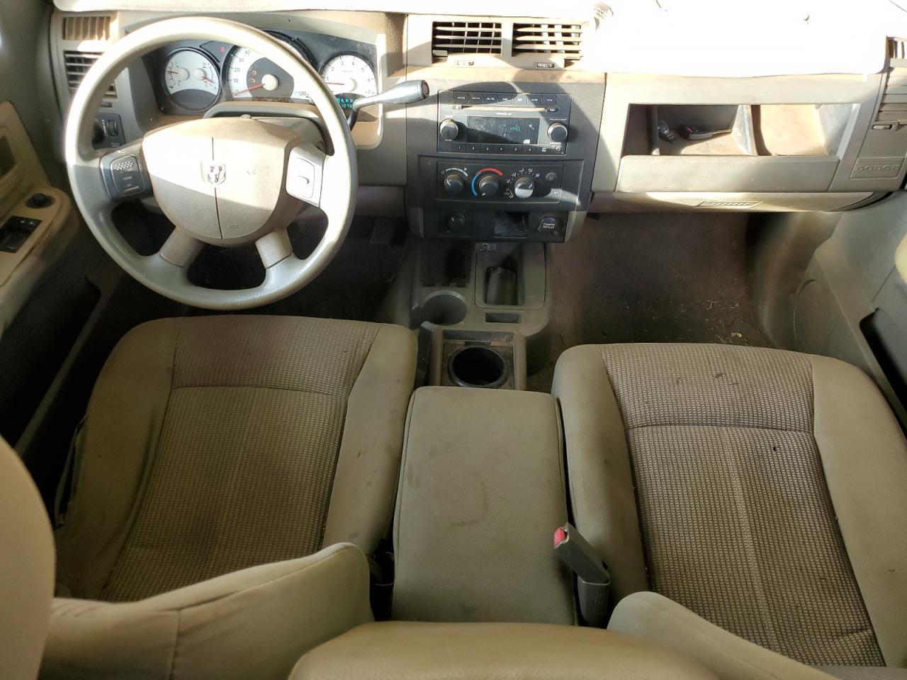 2010 DODGE DAKOTA