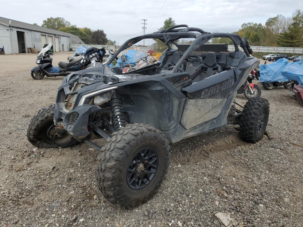 2021 CAN-AM SIDEBYSIDE