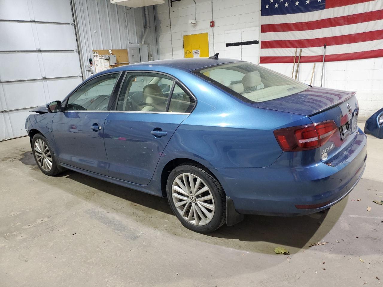 2016 VOLKSWAGEN JETTA
