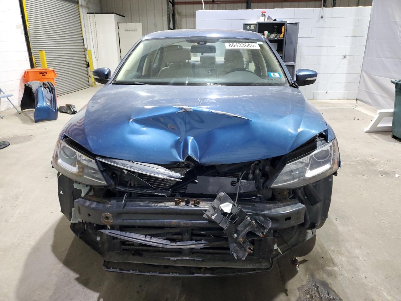 2016 VOLKSWAGEN JETTA