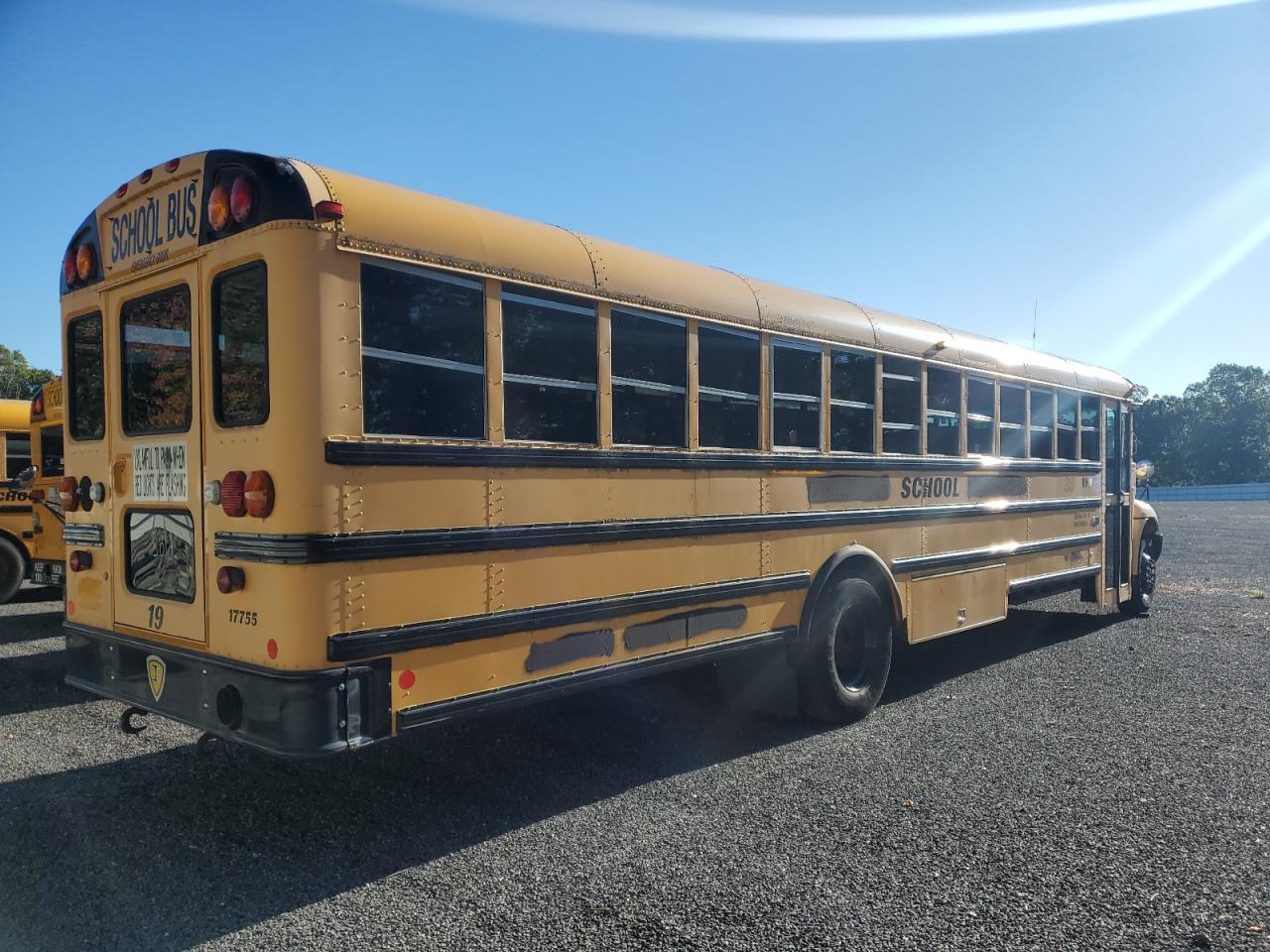 2010 IC CORPORATION CE SERIES