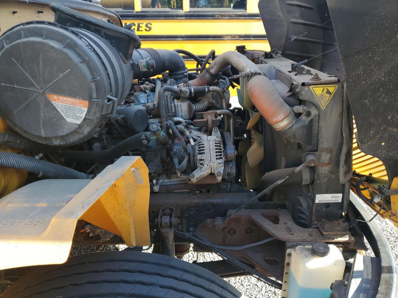 2010 IC CORPORATION CE SERIES