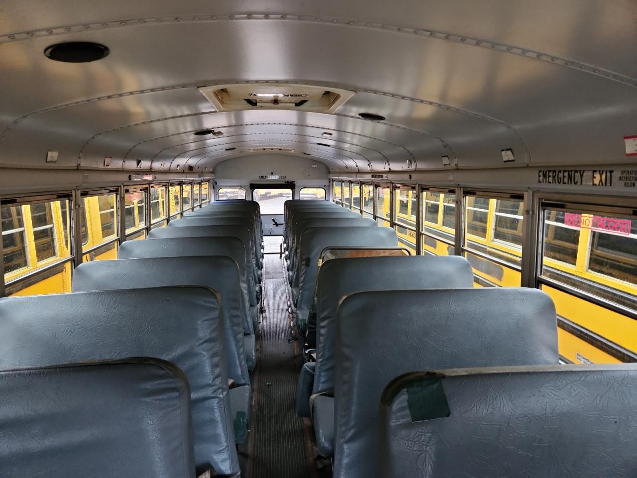 2011 THOMAS SAF-T-LINE