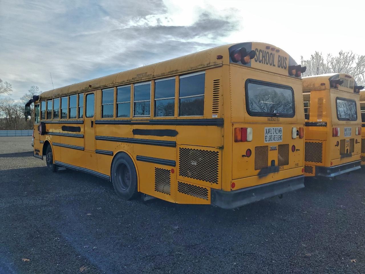 2012 THOMAS SAF-T-LINE