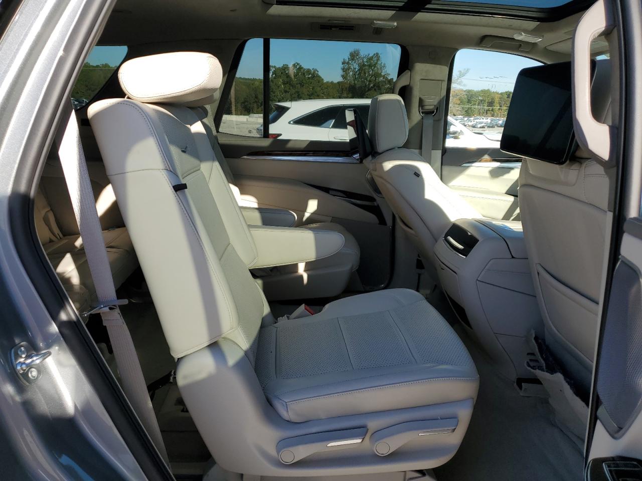 2025 CADILLAC ESCALADE