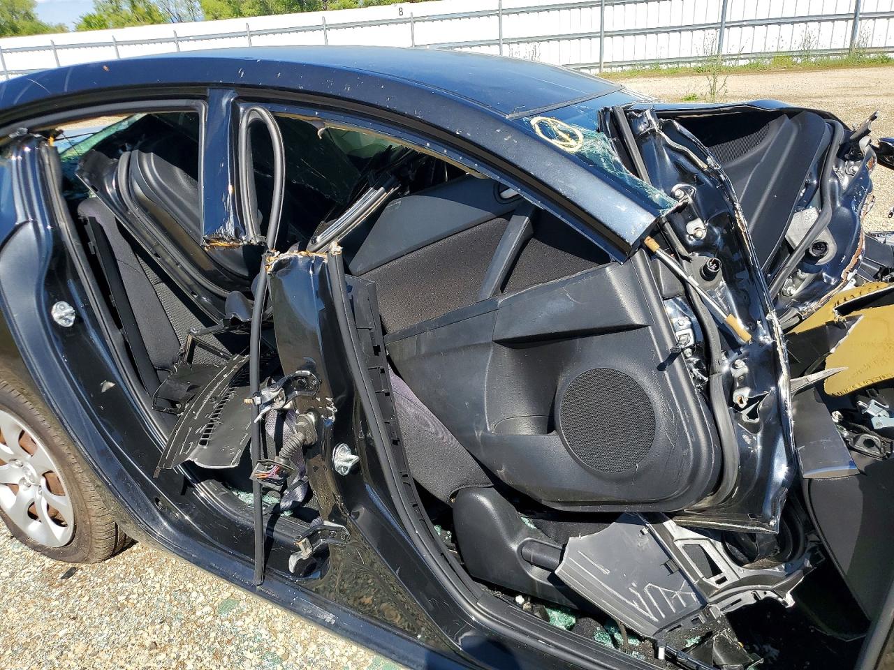 2013 MAZDA 3
