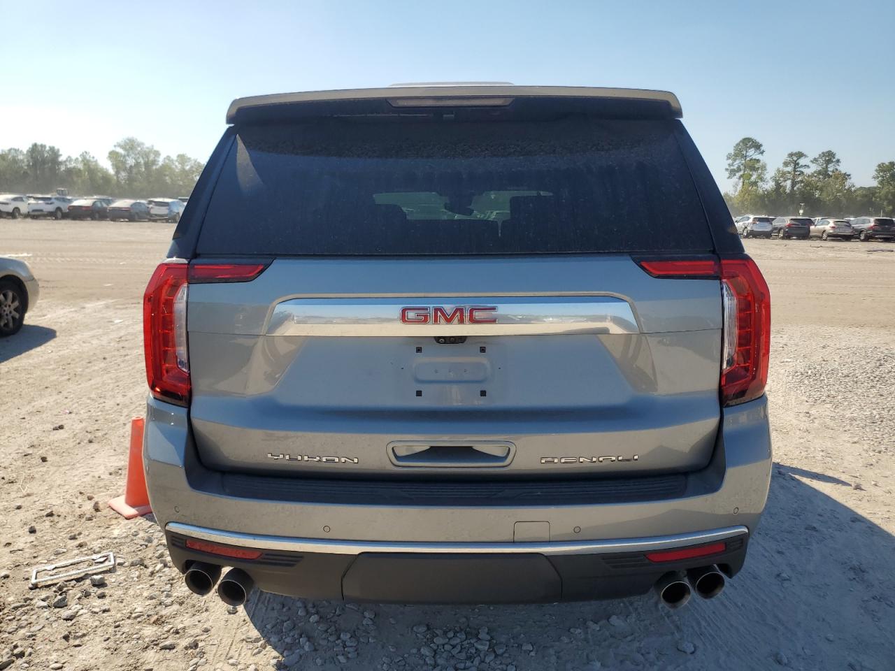2023 GMC YUKON