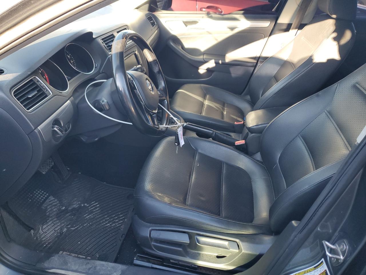 2015 VOLKSWAGEN JETTA