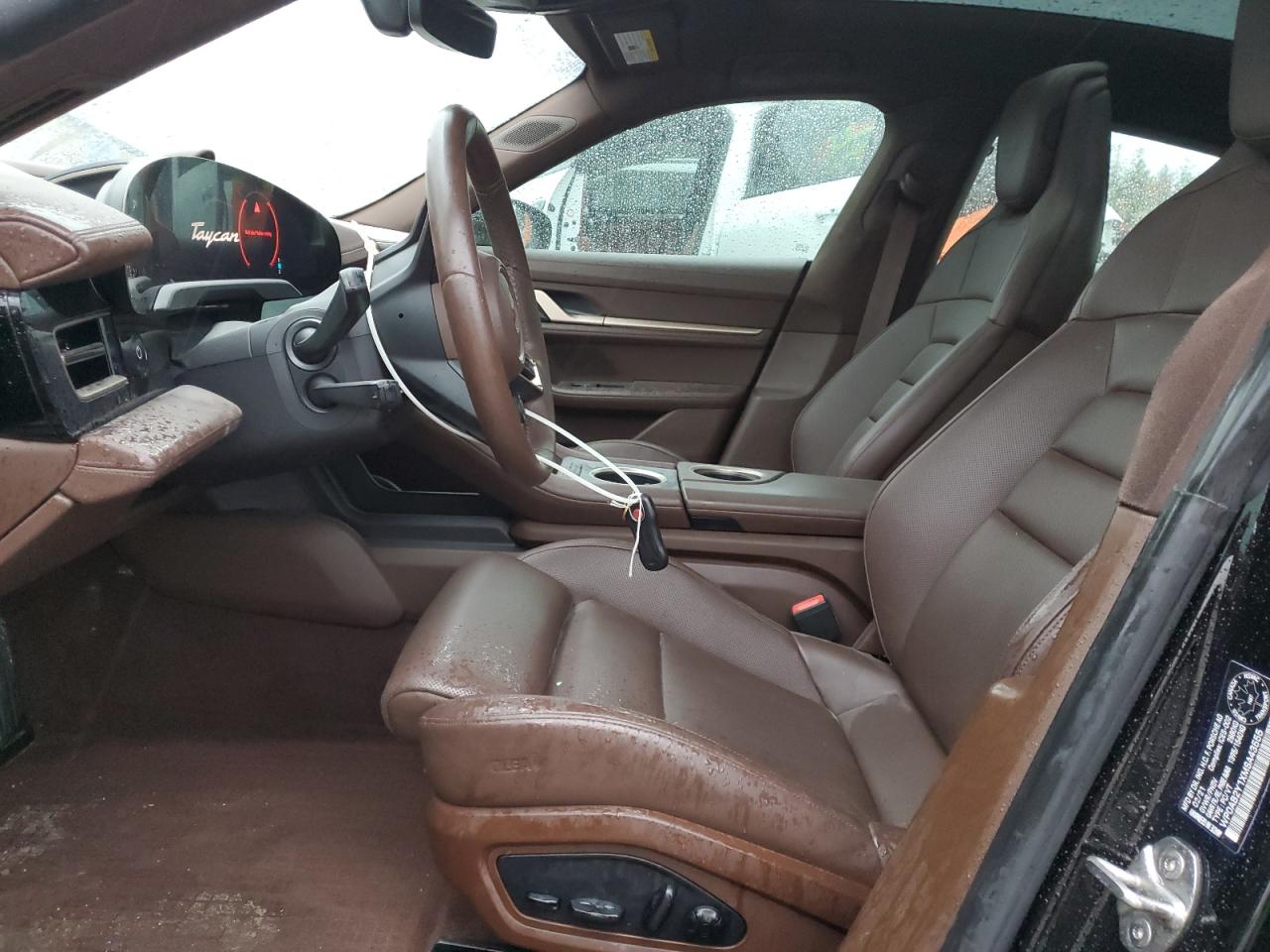 2021 PORSCHE TAYCAN