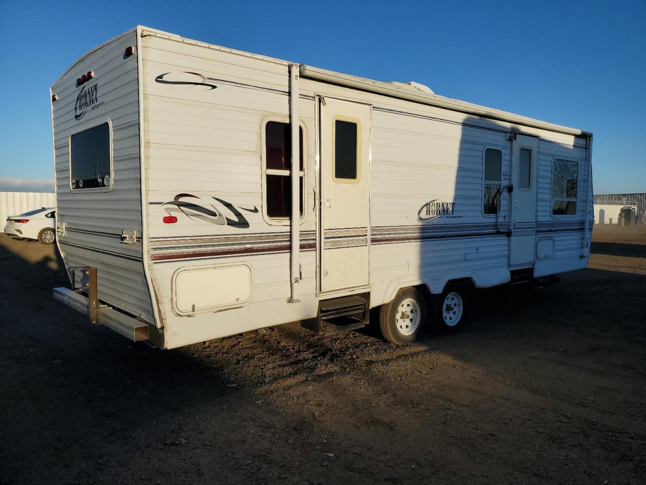 2001 KEYSTONE HORNET