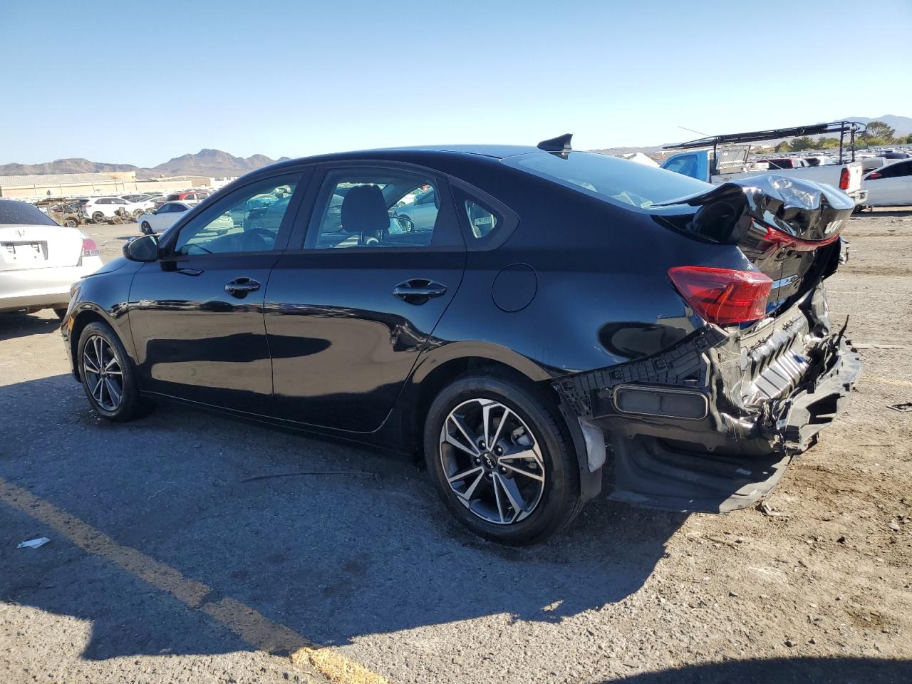 2023 KIA FORTE