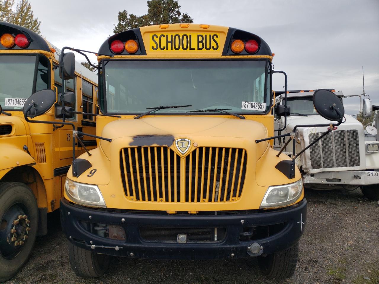 2013 IC CORPORATION CE SERIES