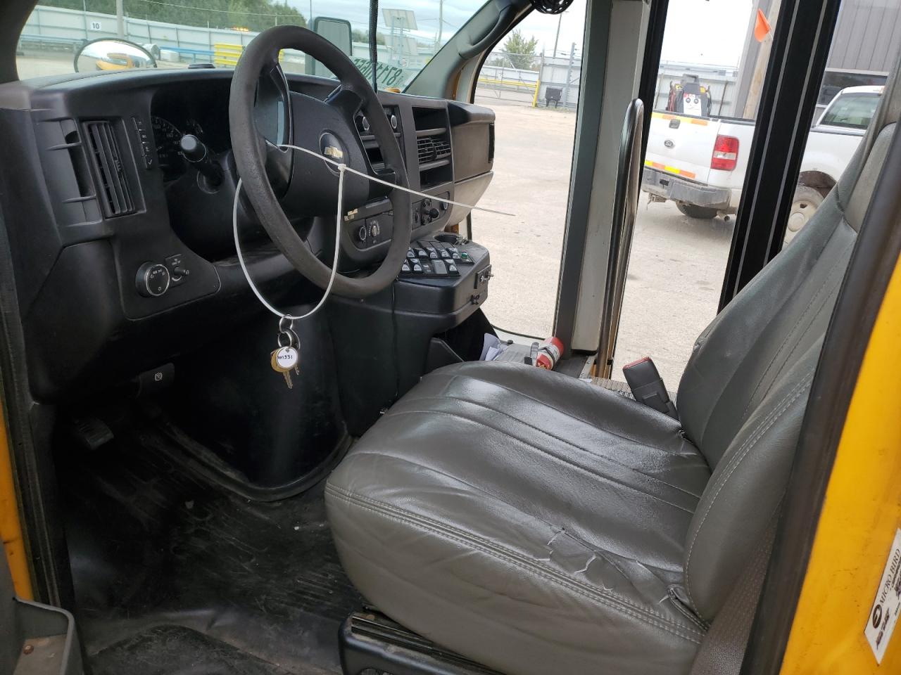 2013 CHEV EXPRESS